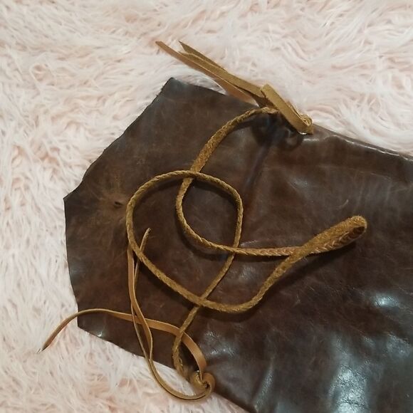 Vintage leather bag found at a estate sale - Picture 11 of 11